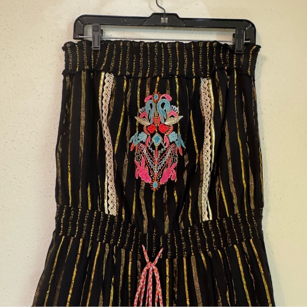 Y2K Boho Peasant Maxi Dress Embroidered Strapless
Smocked Tiered Venus
Beachy - Picture 7 of 14